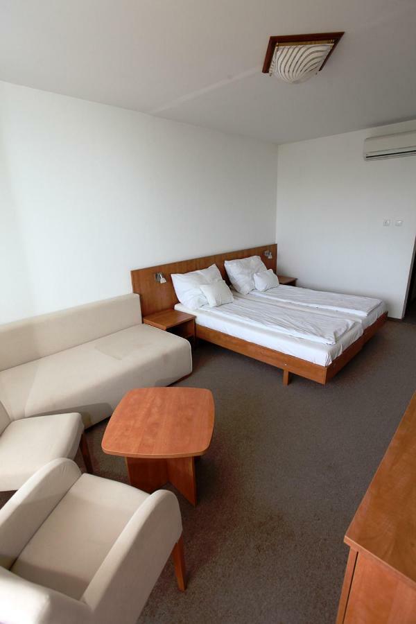 Aranypart Hotel شيوفوك المظهر الخارجي الصورة