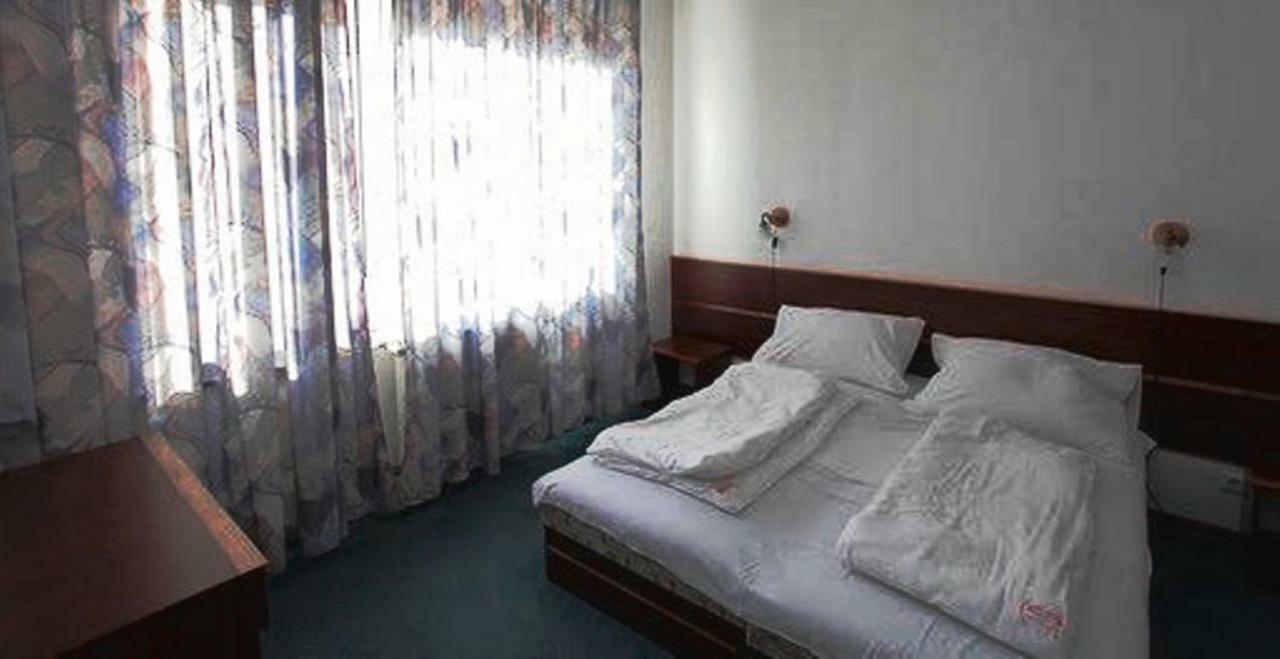 Aranypart Hotel شيوفوك المظهر الخارجي الصورة